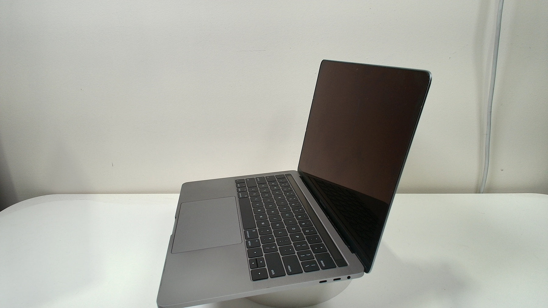 Macbook Pro 13 inch 2017 (Touchbar) Space-Grey (Read Description)