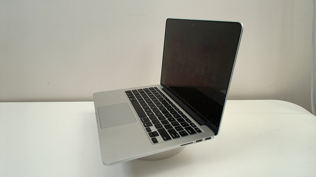 MacBook Pro (Retina, 13-inch,Early 2015)‎ (Read Description)