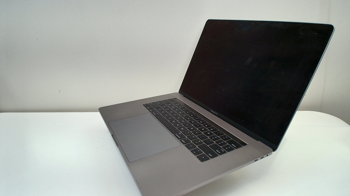 MacBook Pro (15-inch, 2016)‎ (Read Description)