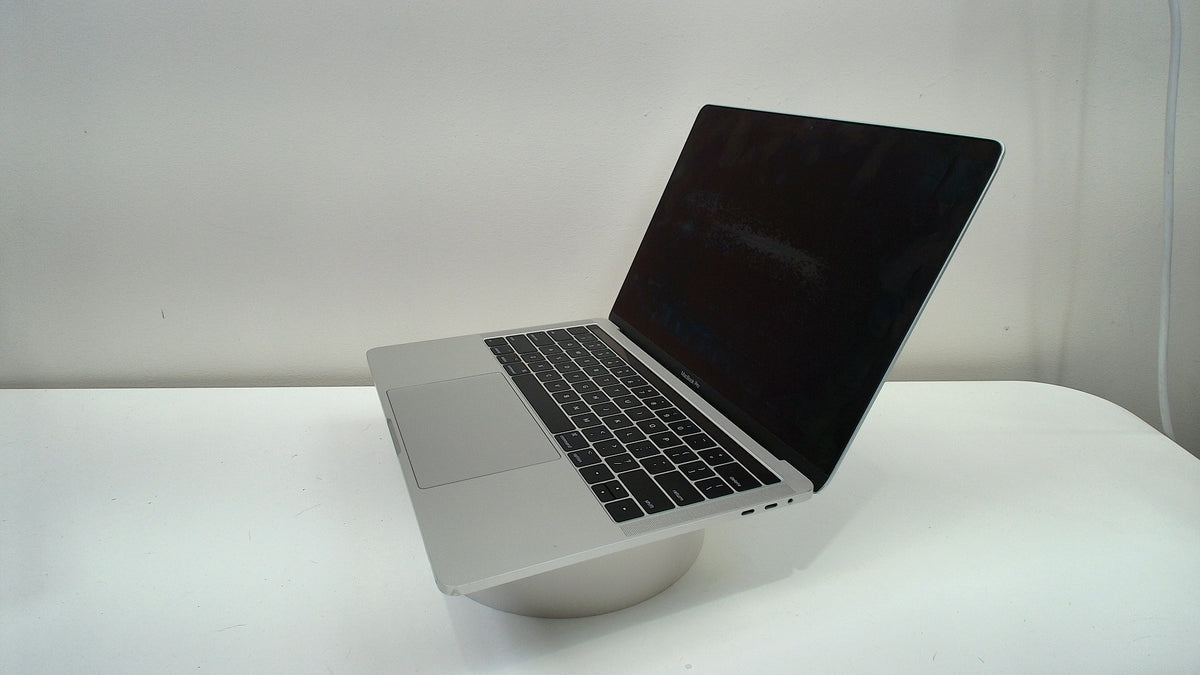 MacBook Pro 13 inch 2016 (Touchbar) Silver (Read Description)