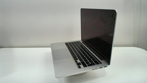 MacBook Pro 13 inch retina 2015 silver  (Read Description)