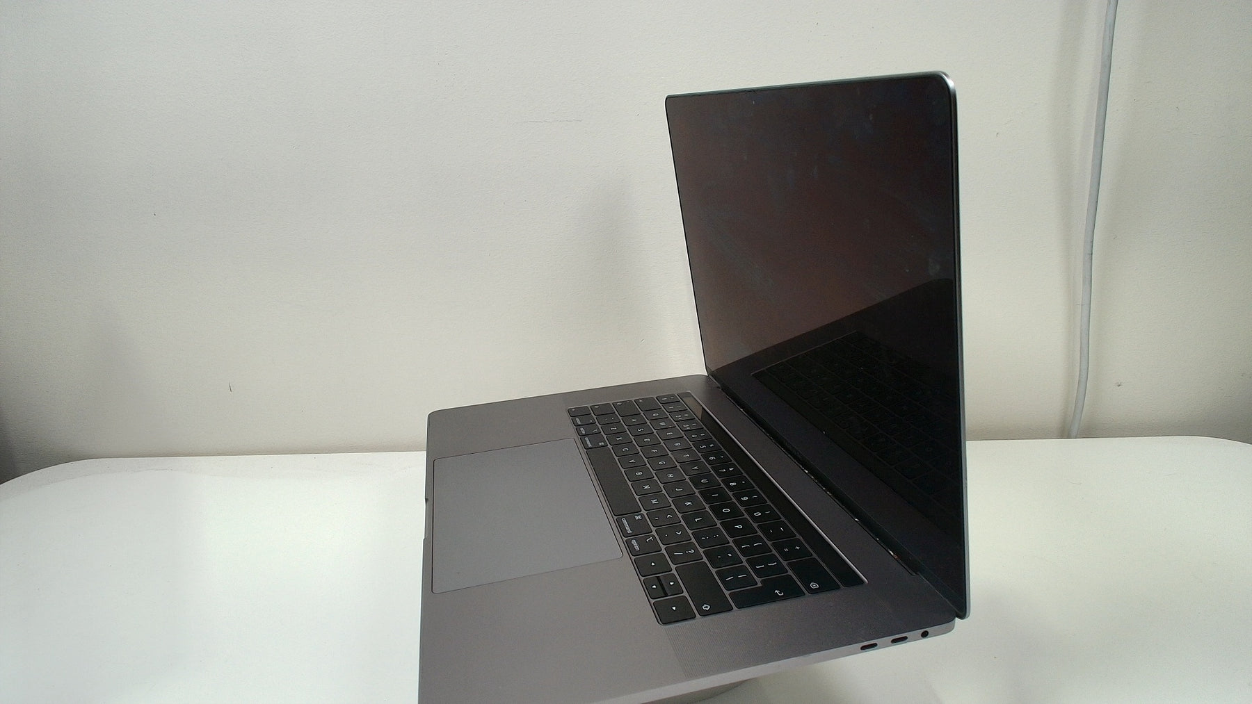 MacBook Pro (15-inch, 2018)‎ (Read Description)