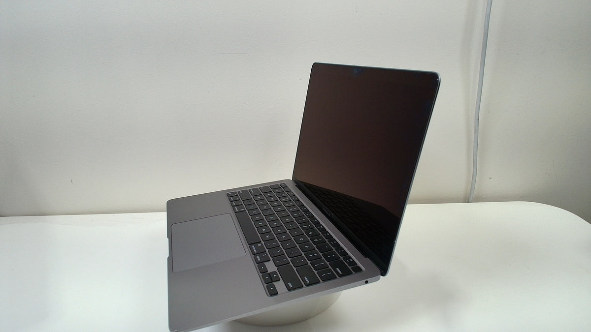 MacBook Air (M1,2020, non touchbar)‎ (Read Description)