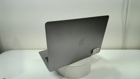 MacBook Pro 13 inch 2016 (Touchbar) (Read Description)