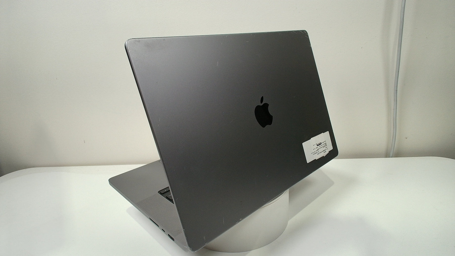MacBook Pro (16-inch, 2021)‎ (Read Description)