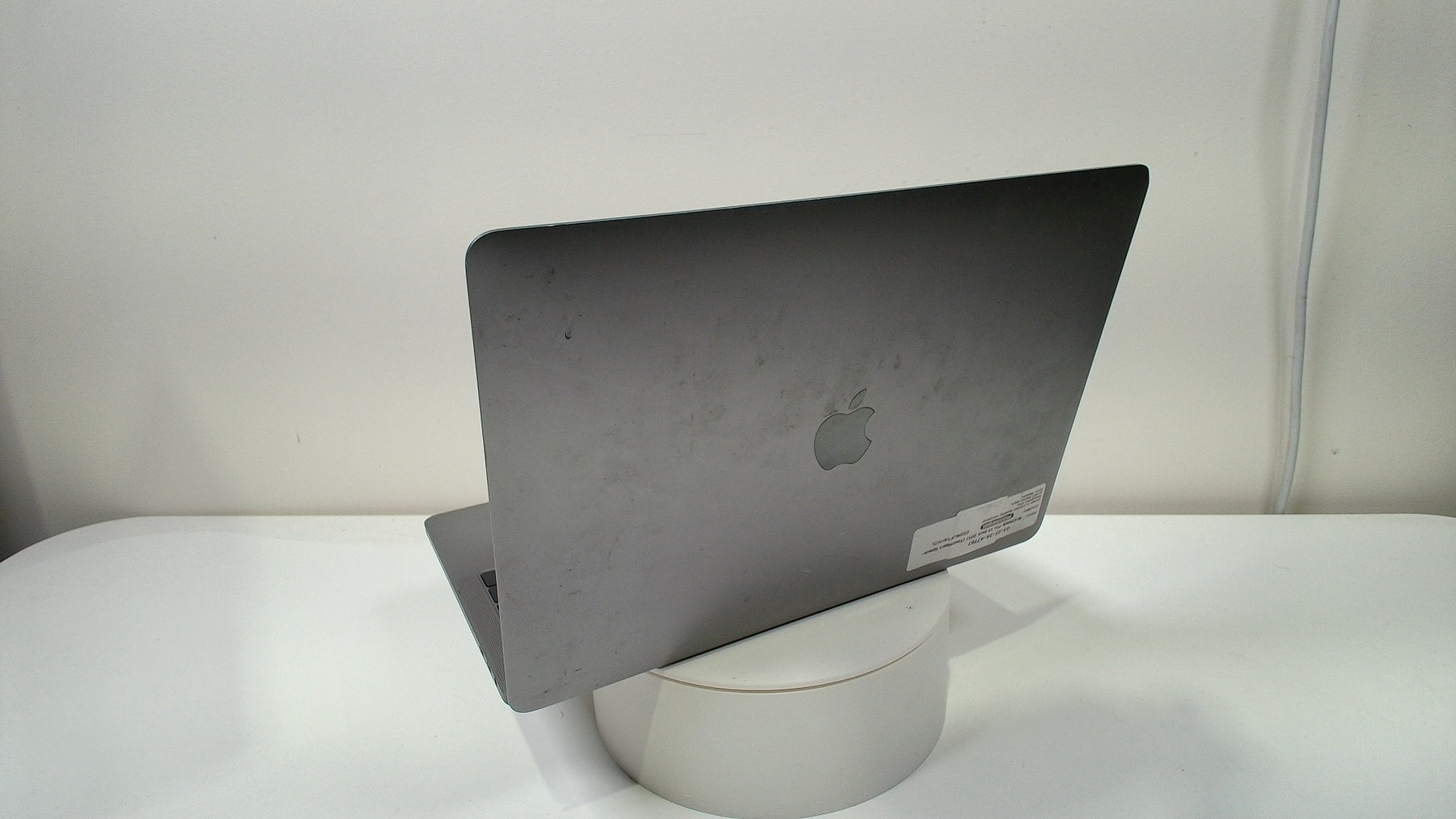 Macbook Pro 13 inch 2017 (Touchbar) Space-Grey (Read Description)