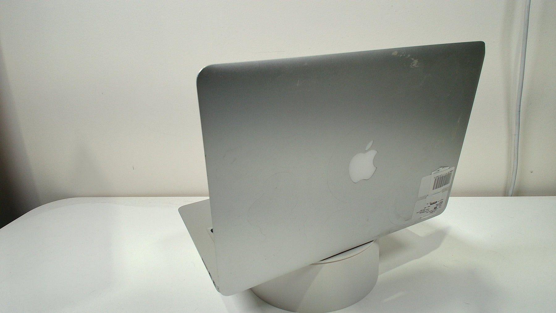 MacBook Air (13-inch, 2017) (Read Description)