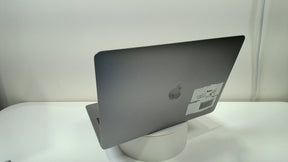 MacBook Pro (13-inch, 2017, Two Thunderbolt 3 ports) (Read Description)