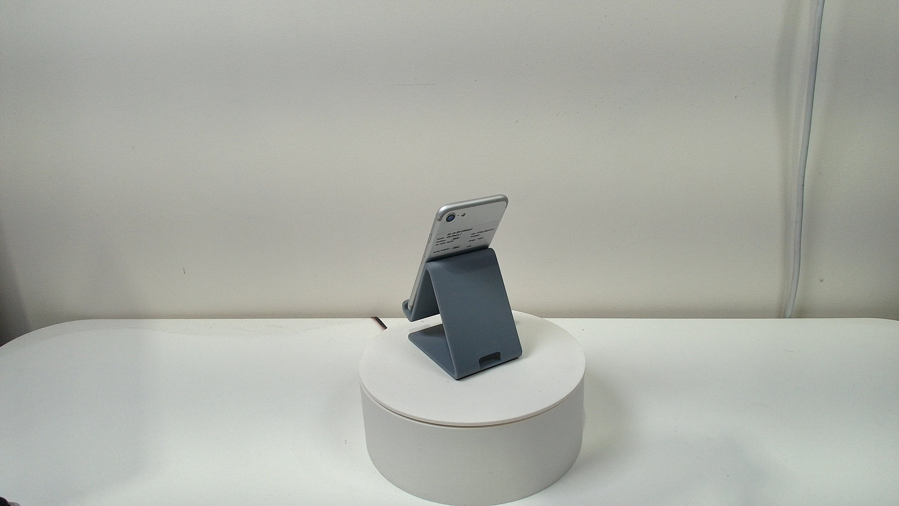 VIN,iPhone 7‎ (Read Description)