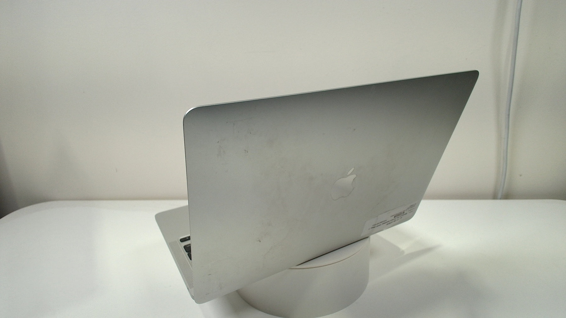 Macbook Pro 13 inch touchbar 2020 (Intel, 2 Thunderbolt Ports) Space-Grey (Read Description)