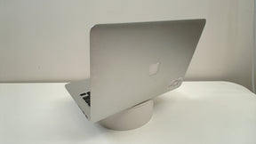 MacBook Pro (Retina, 13-inch,Early 2015)‎ (Read Description)