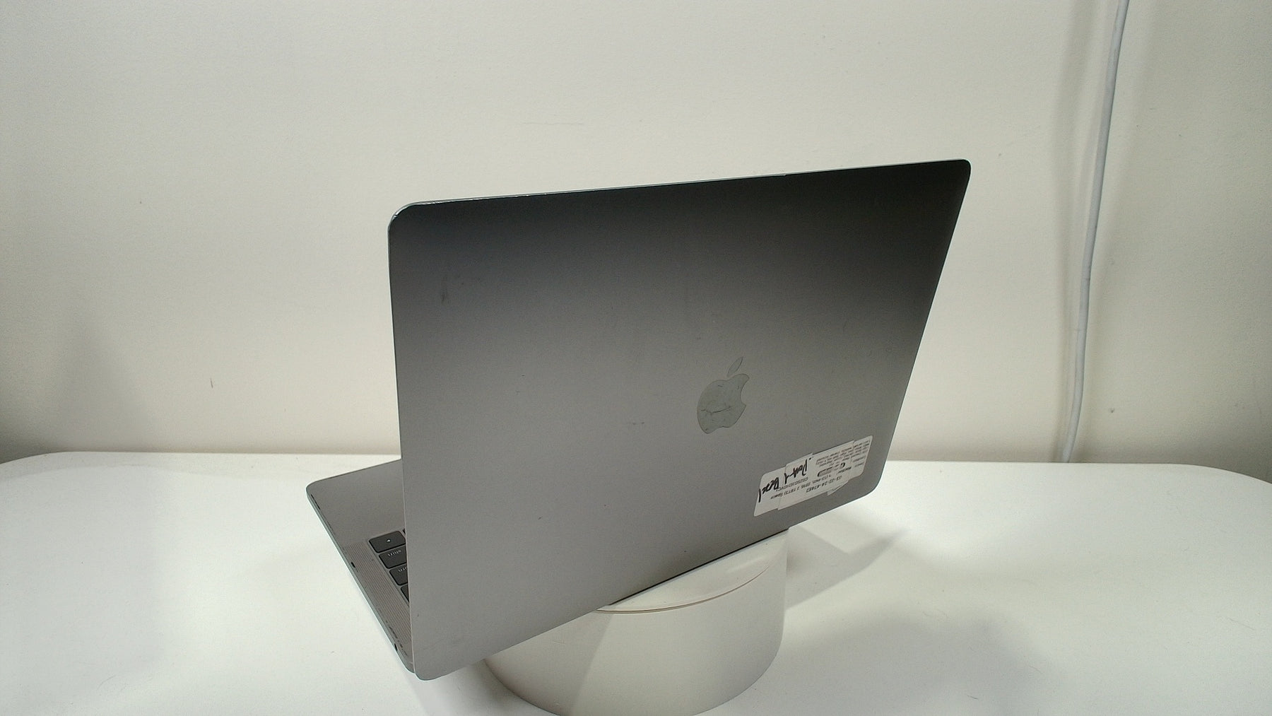 MacBook Pro (13-inch, 2016, 2 TBT3)‎ Space Grey (Read Description)