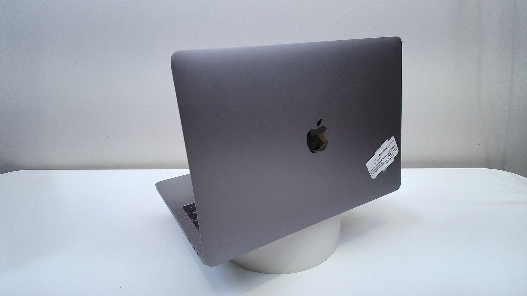 Macbook Pro 13 inch 2018 (Intel, 4 Thunderbolt Ports) (Read Description)