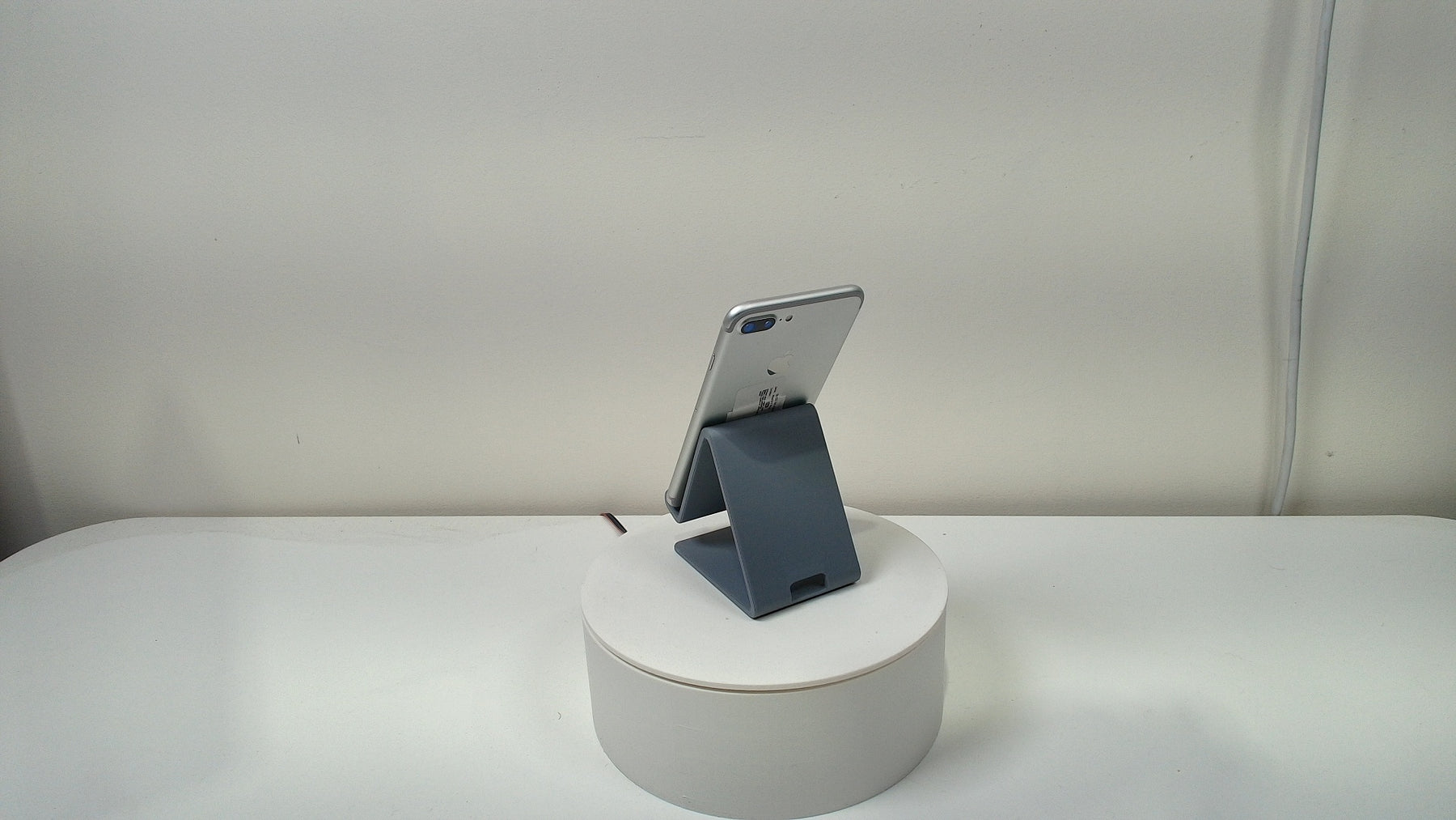 iPhone 7 Plus‎ (Read Description)