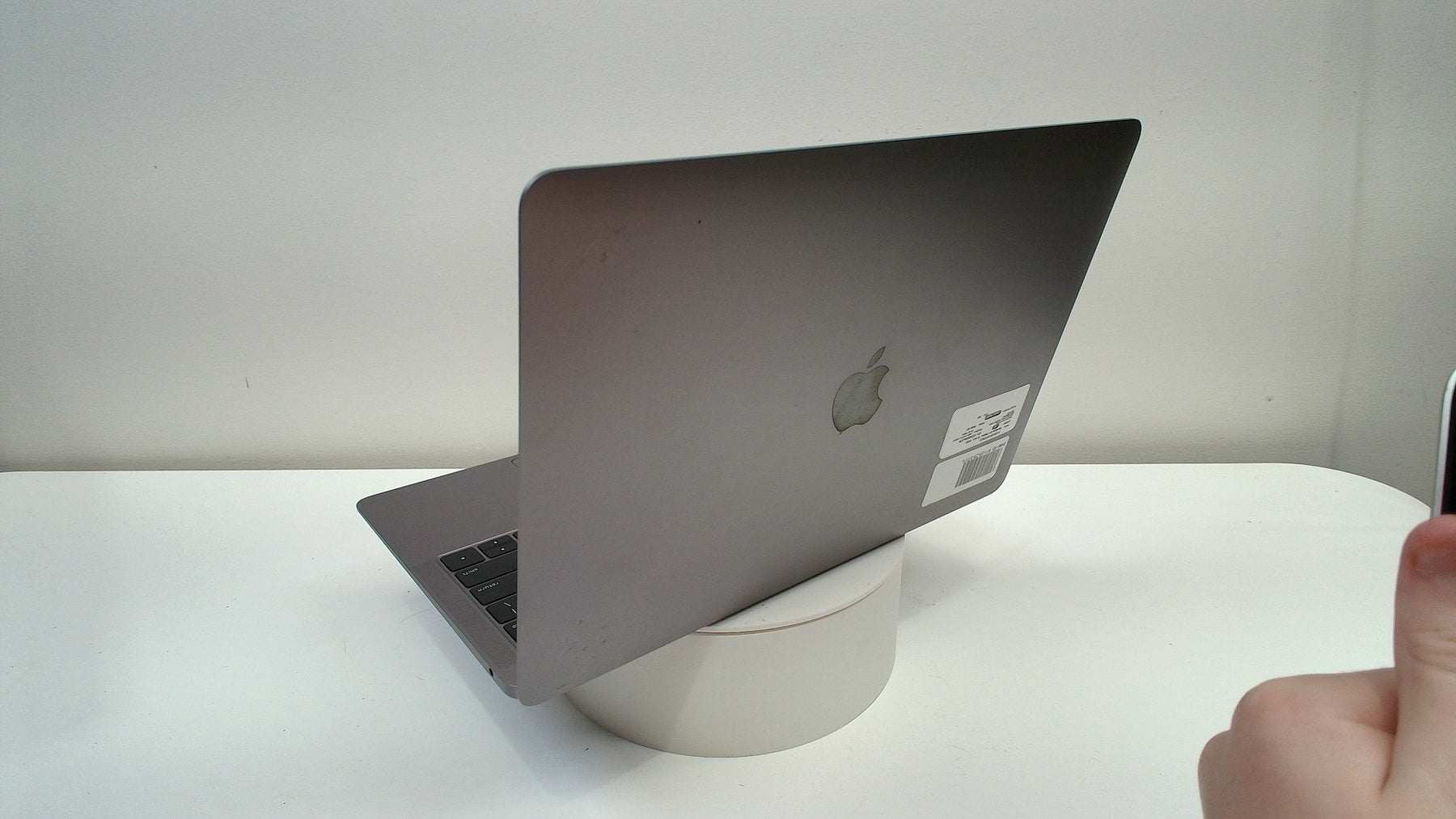 MacBook Air (Retina, 13-inch, 2018) (Read Description)