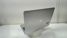 MacBook Pro (13-inch, 2019, Two Thunderbolt 3 ports) (Read Description)