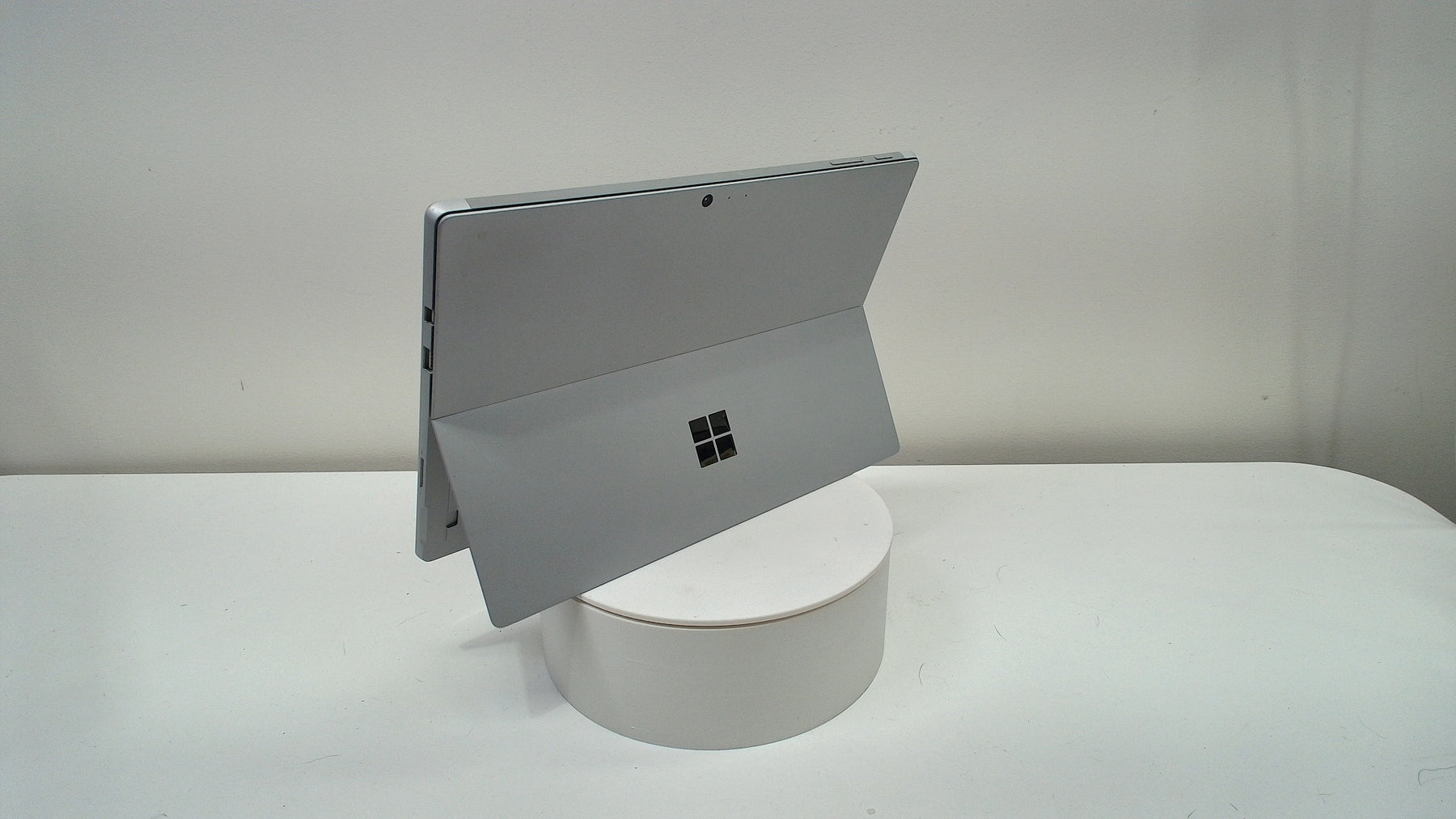 Device Surface Pro 4 (Read Description)
