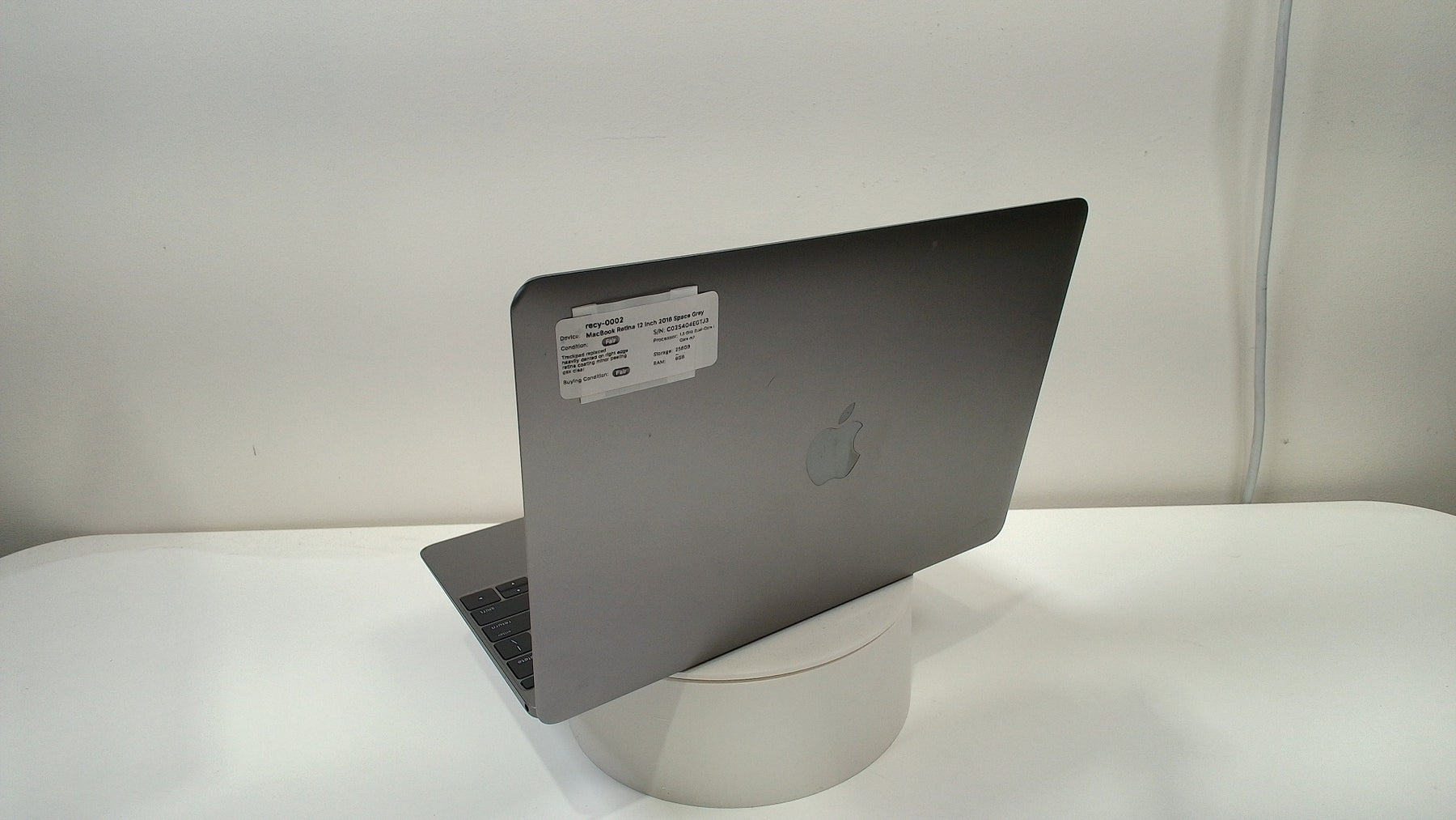 MacBook Retina 12 inch 2016 Space Grey  (Read Description)
