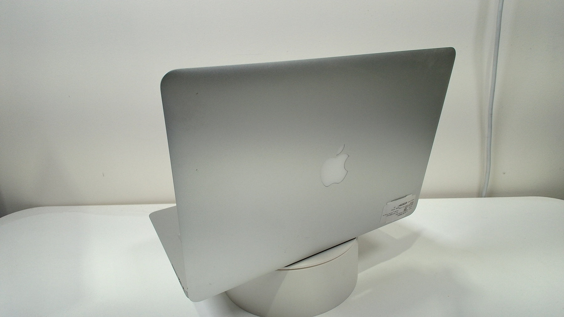 MacBook Air 13 inch 2013 (Read Description)