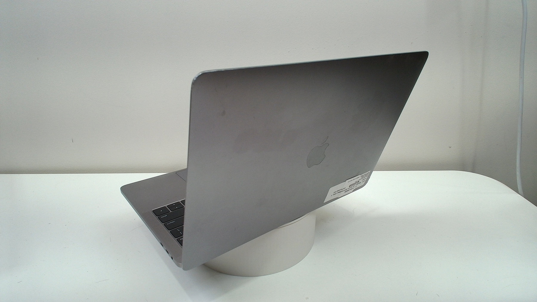 MacBook Pro 13 inch 2019 touchbar (Intel, 4 Thunderbolt Ports) (Read Description)