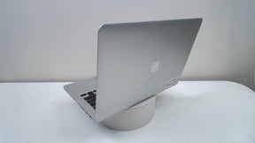 MacBook Air MacBook Pro (Retina, 13-inch,Early 2015)‎ (Read Description)