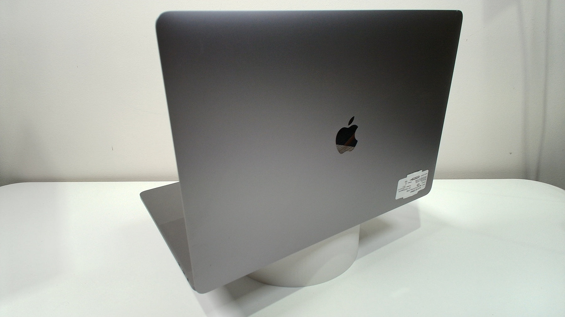 MacBook Pro (15-inch, 2016)‎ (Read Description)