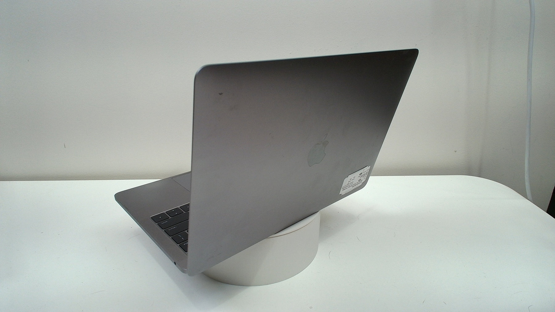 Macbook Pro 13 inch 2017 (Non Touchbar) (Read Description)
