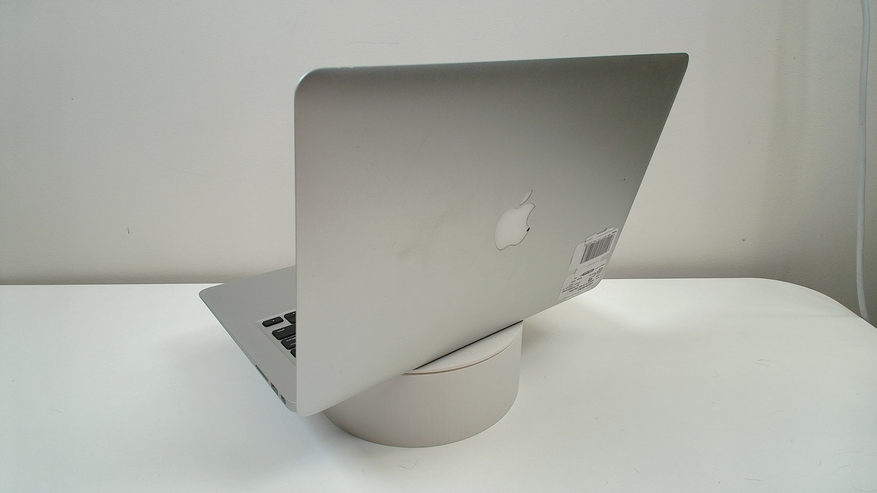 MacBook Air (13-inch, Early 2015)‎ (Read Description)