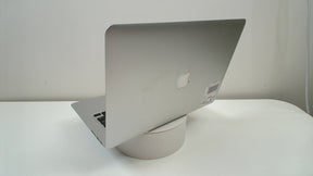 MacBook Air (13-inch, Early 2015)‎ (Read Description)