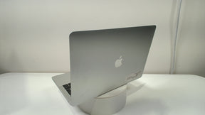 MacBook Pro (13-inch, 2017, 2 TBT3)‎ Silver (Read Description)