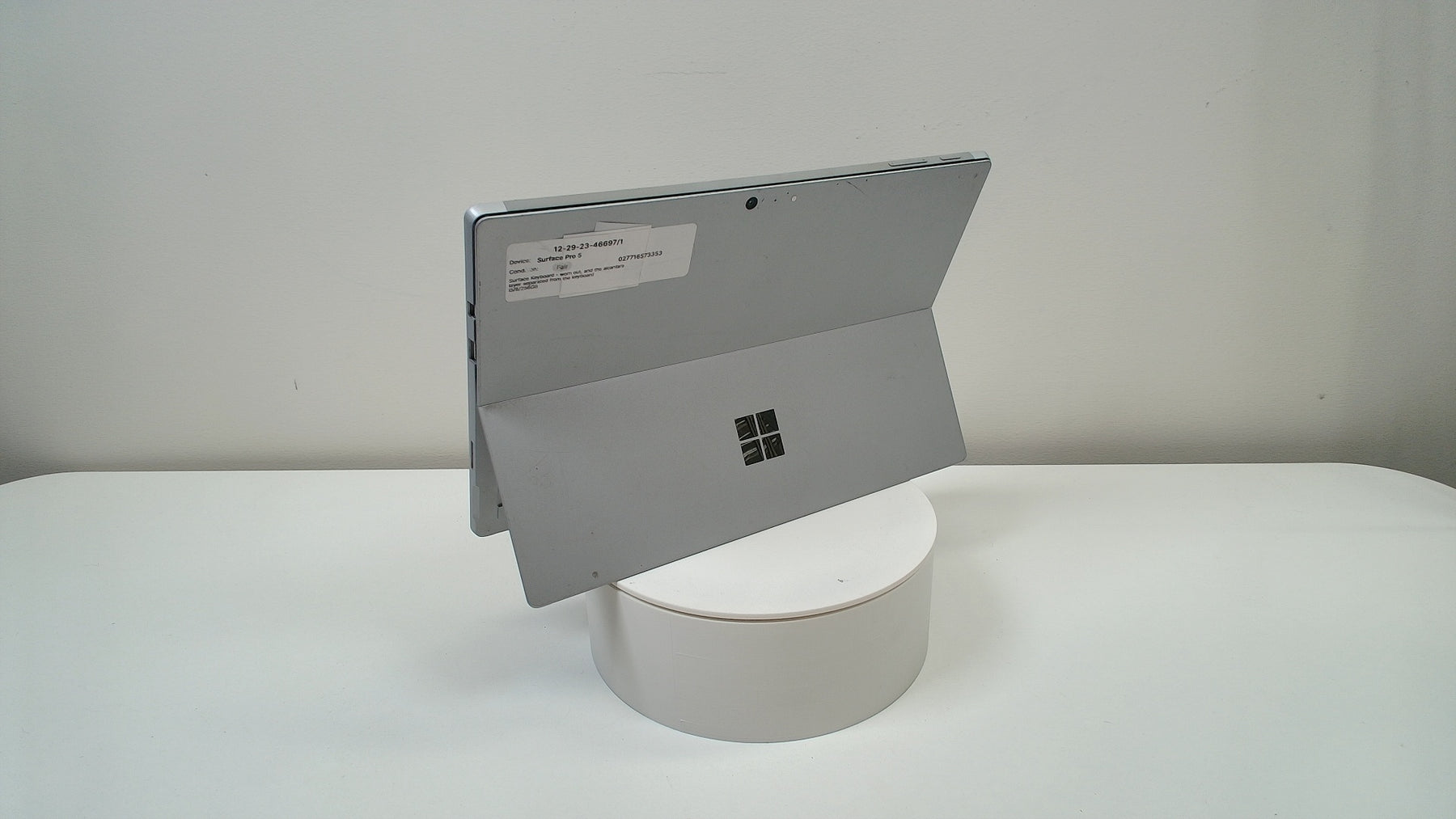 PC Surface Pro 5  (Read Description)