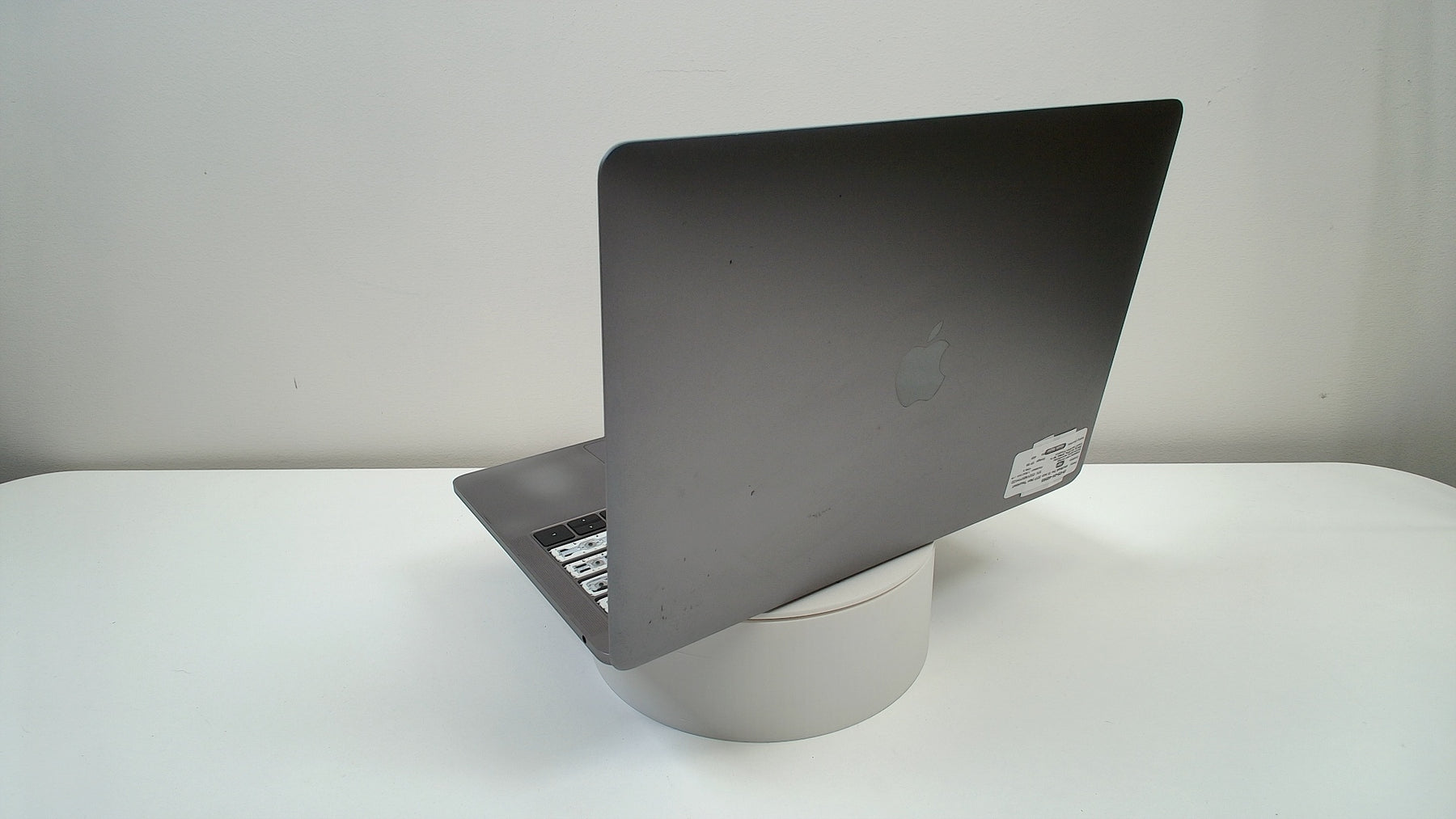 MacBook Pro 13 inch 2017 (Non Touchbar) (Read Description)