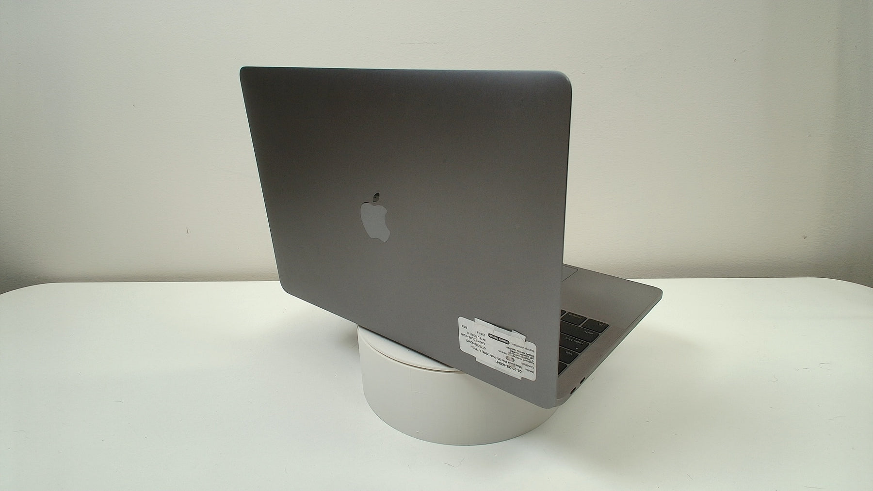 MacBook Pro (13-inch, 2016, 2 TBT3)‎ - Function Keys (Read Description)