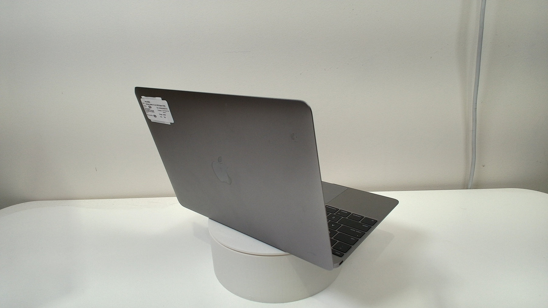 MacBook Retina 12 inch 2016 Space Grey  (Read Description)