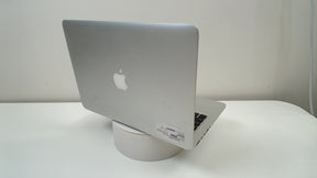 MacBook Pro 13 inch retina 2014 (Read Description)