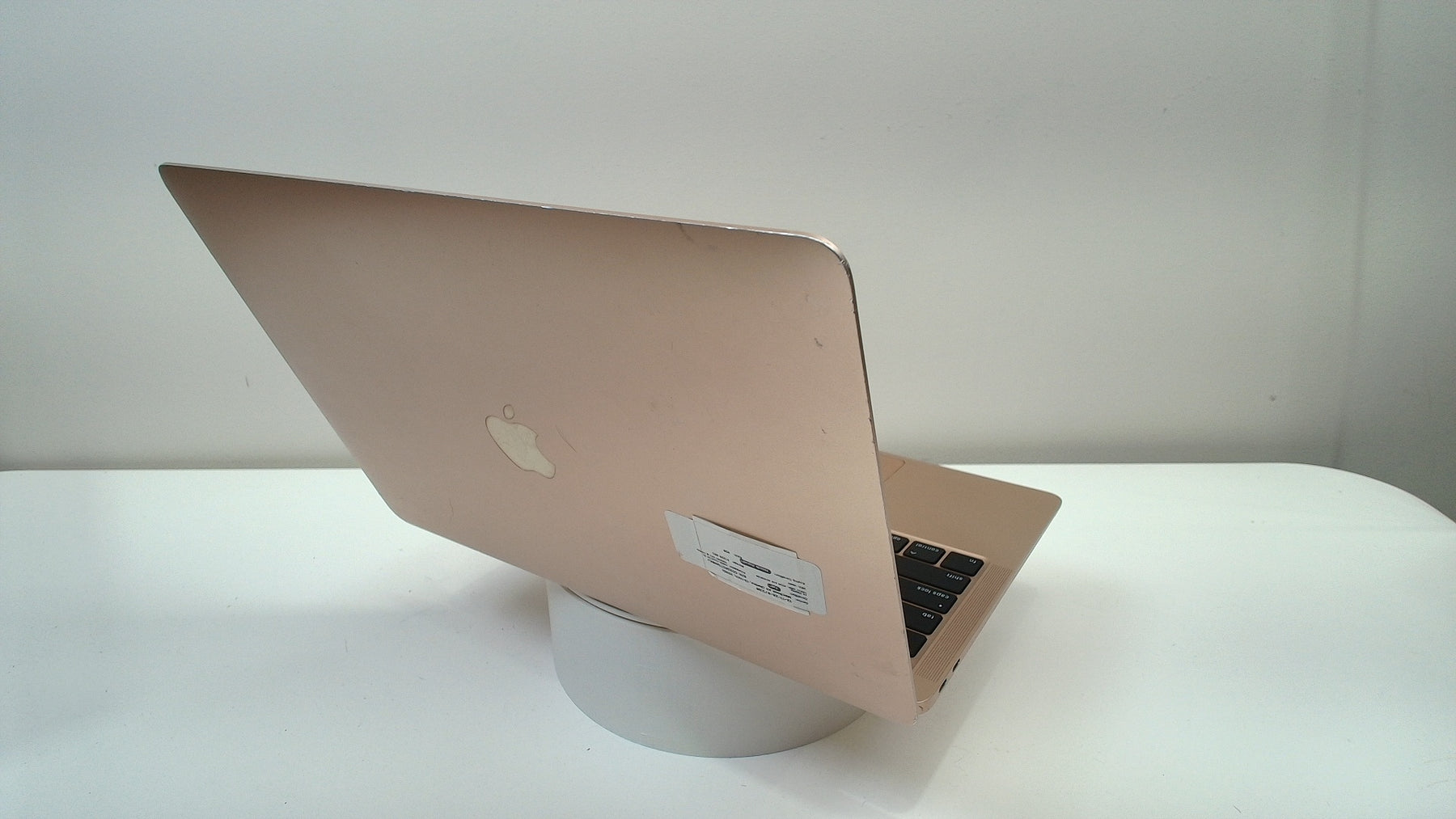 MacBook Air (Retina, 13-inch, 2020)‎ (Read Description)