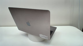 MacBook Pro 13 inch 2017 (Touchbar) (Read Description)