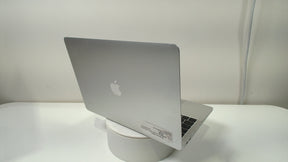 MacBook Pro (13-inch, 2017, 2 TBT3)‎ Silver (Read Description)