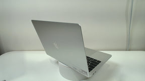 MacBook Pro (13-inch, 2016, 2 TBT3)‎ (Read Description)