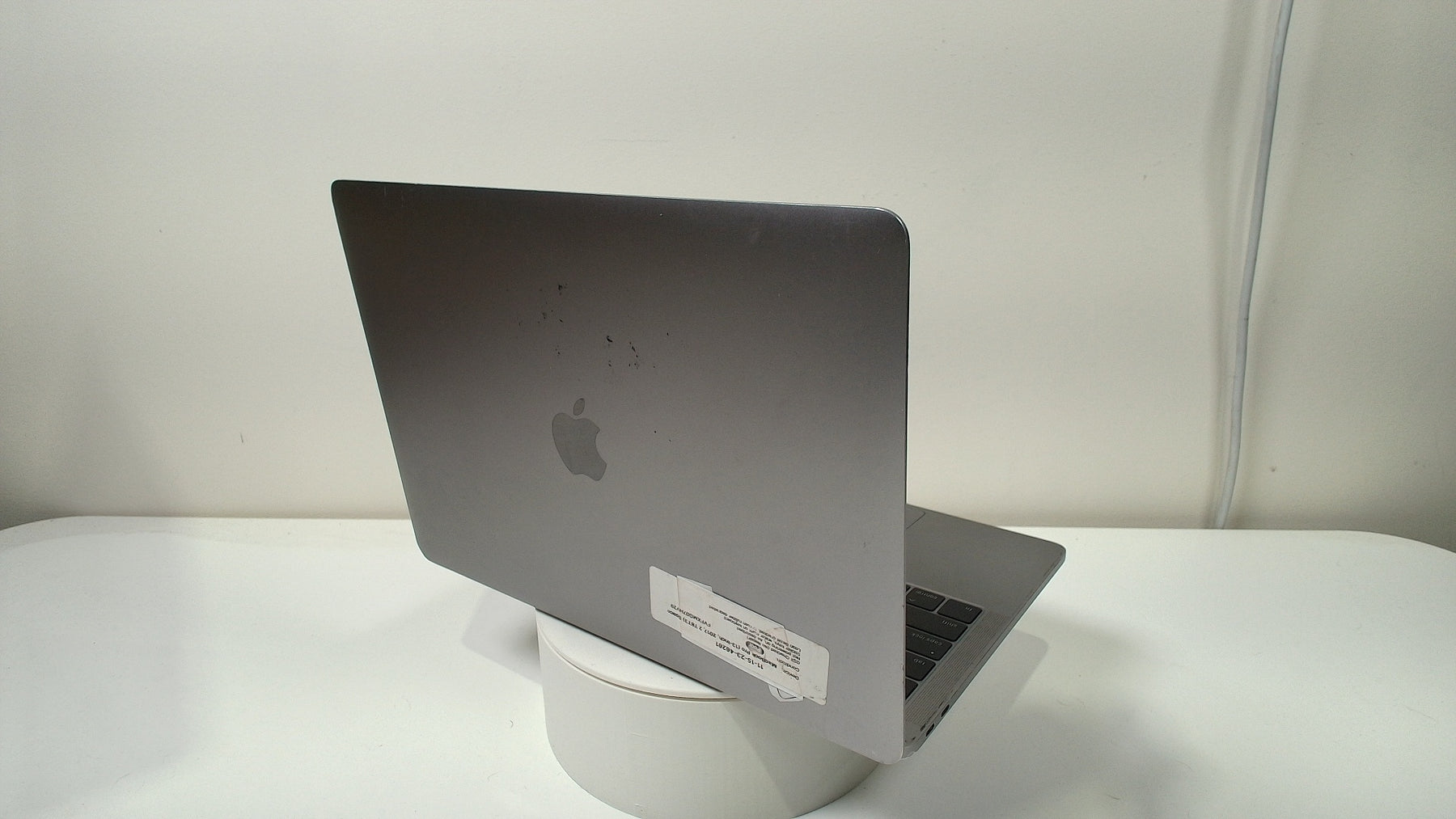 MacBook Pro (13-inch, 2017, 2 TBT3)‎ Space Grey (Read Description)