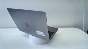 MacBook Pro 13 inch 2016 Touchbar (Read Description)