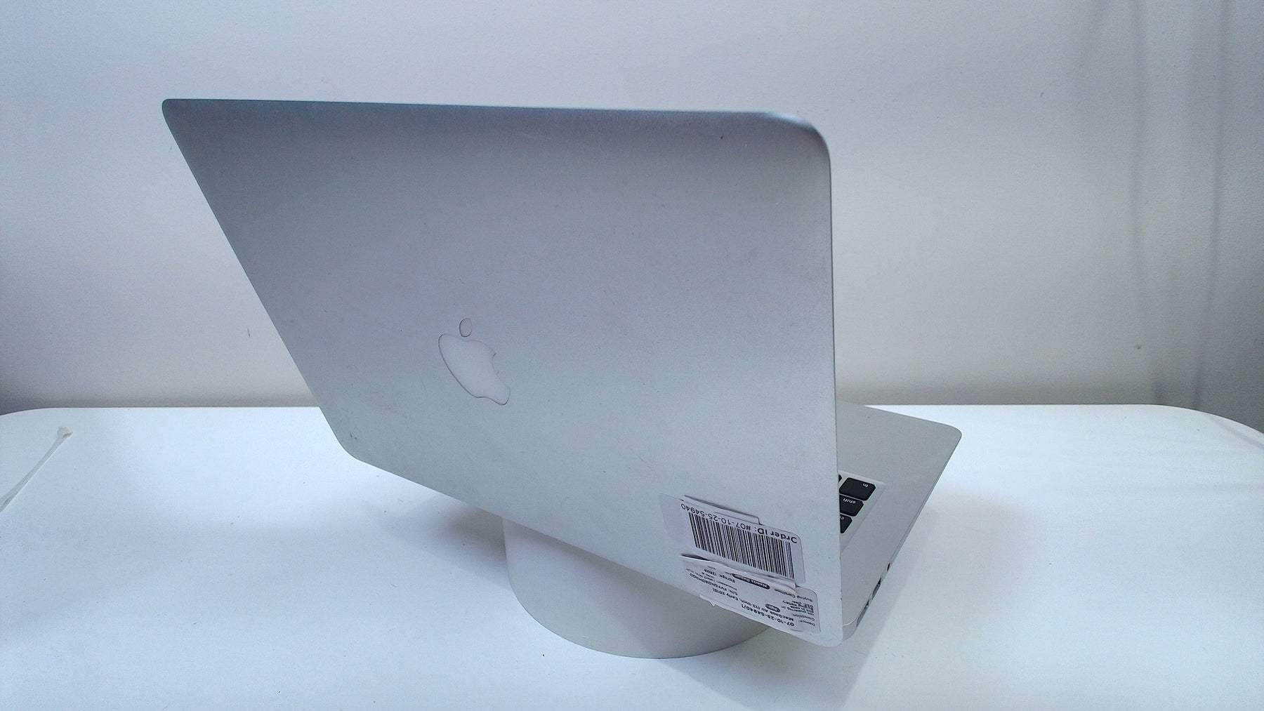 MacBook Air (13-inch, Early 2015)‎ (Read Description)
