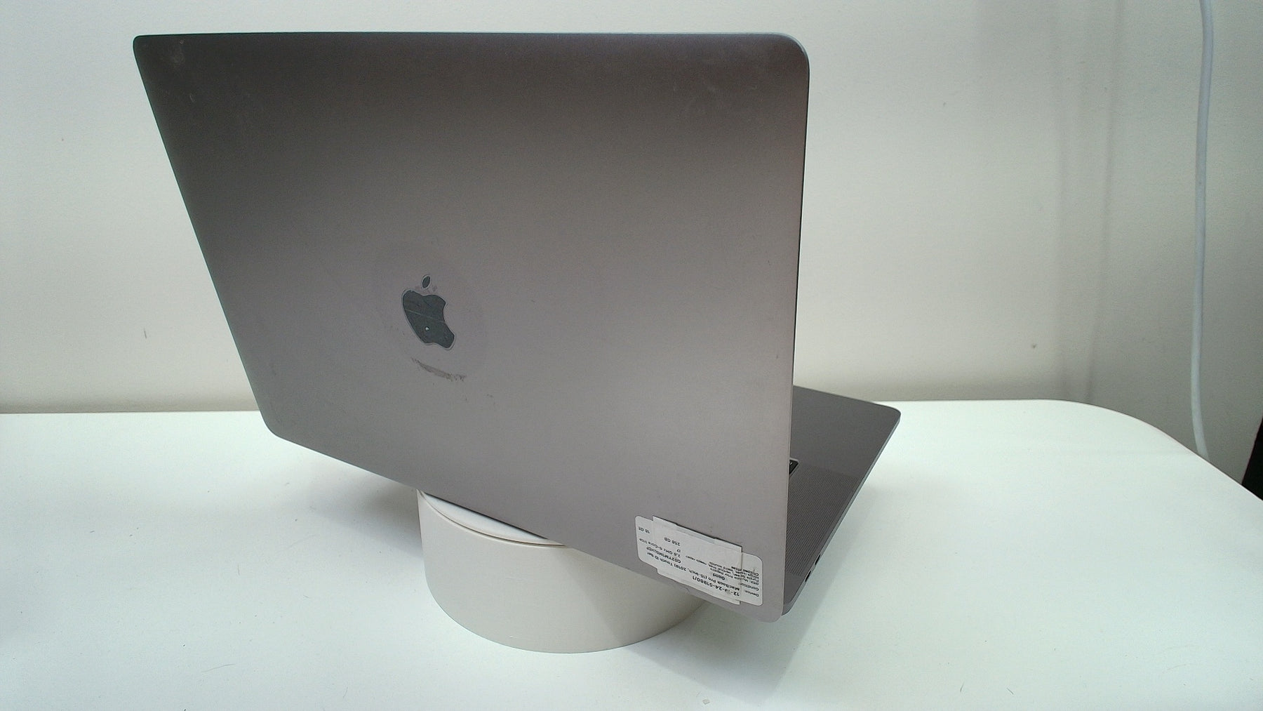 MacBook Pro (15-inch, 2019)‎ Touch ID Bar  (Read Description)