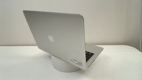 MacBook Pro (Retina, 13-inch,Early 2015)‎ (Read Description)