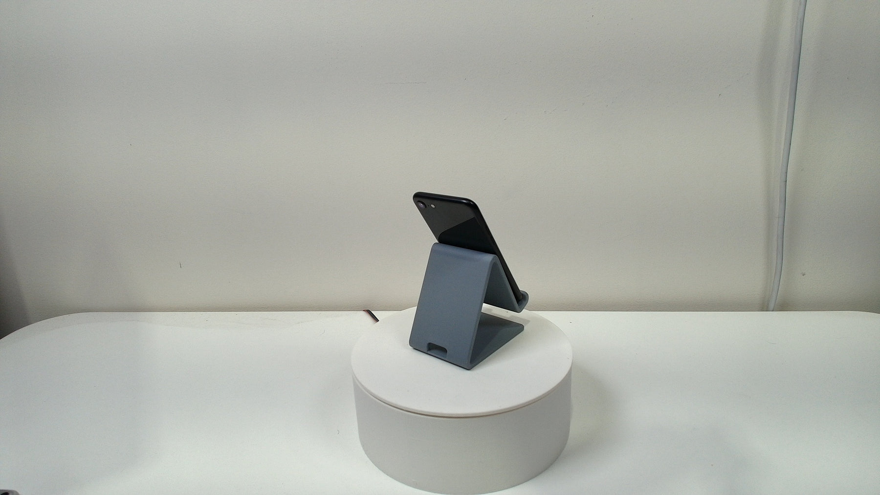iPhone SE (2nd generation)‎ (Read Description)