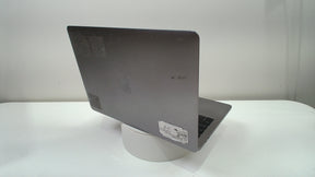 MacBook Pro 13 inch 2019 4 TBT3 (Read Description)