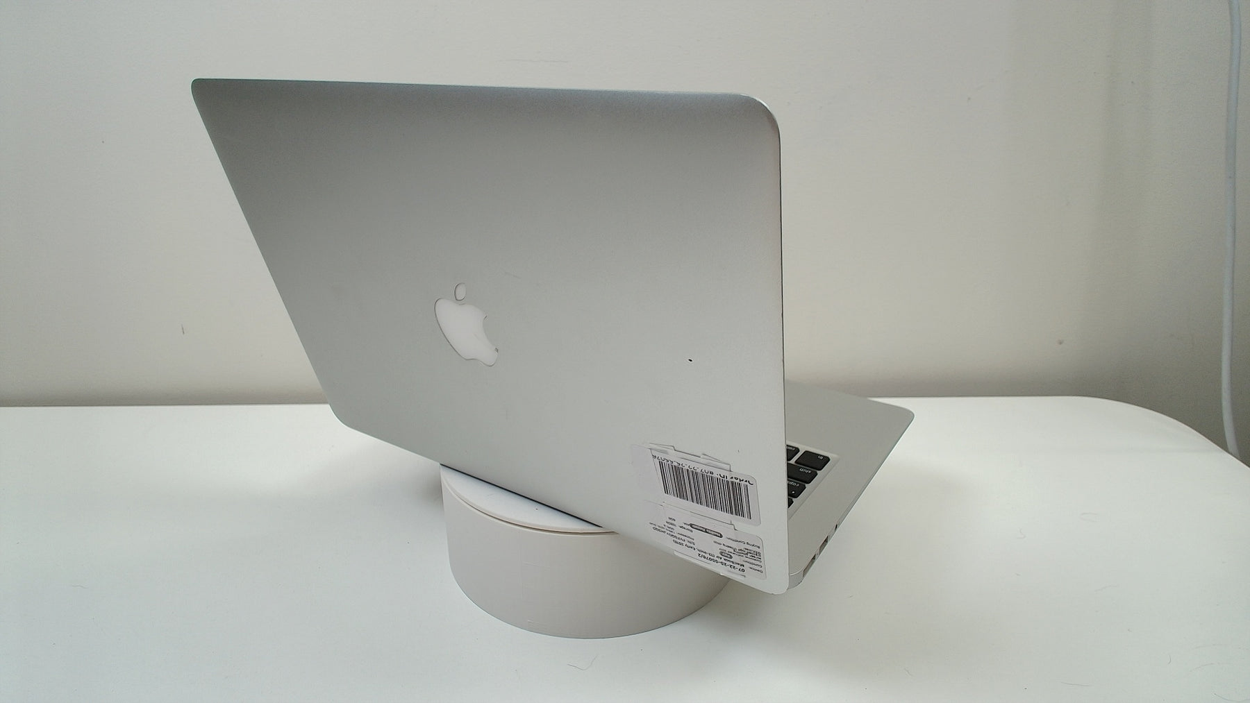 MacBook Air (13-inch, Early 2015)‎ (Read Description)