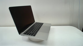 MacBook Air MacBook Pro (13-inch, 2017, 2 TBT3)‎ Silver (Read Description)