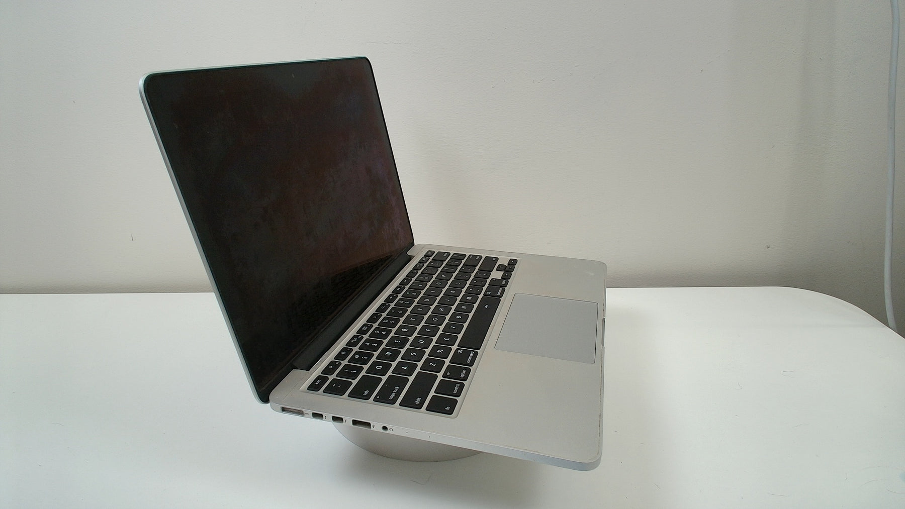 MacBook Pro (Retina, 13-inch, Mid 2014)‎ (Read Description)