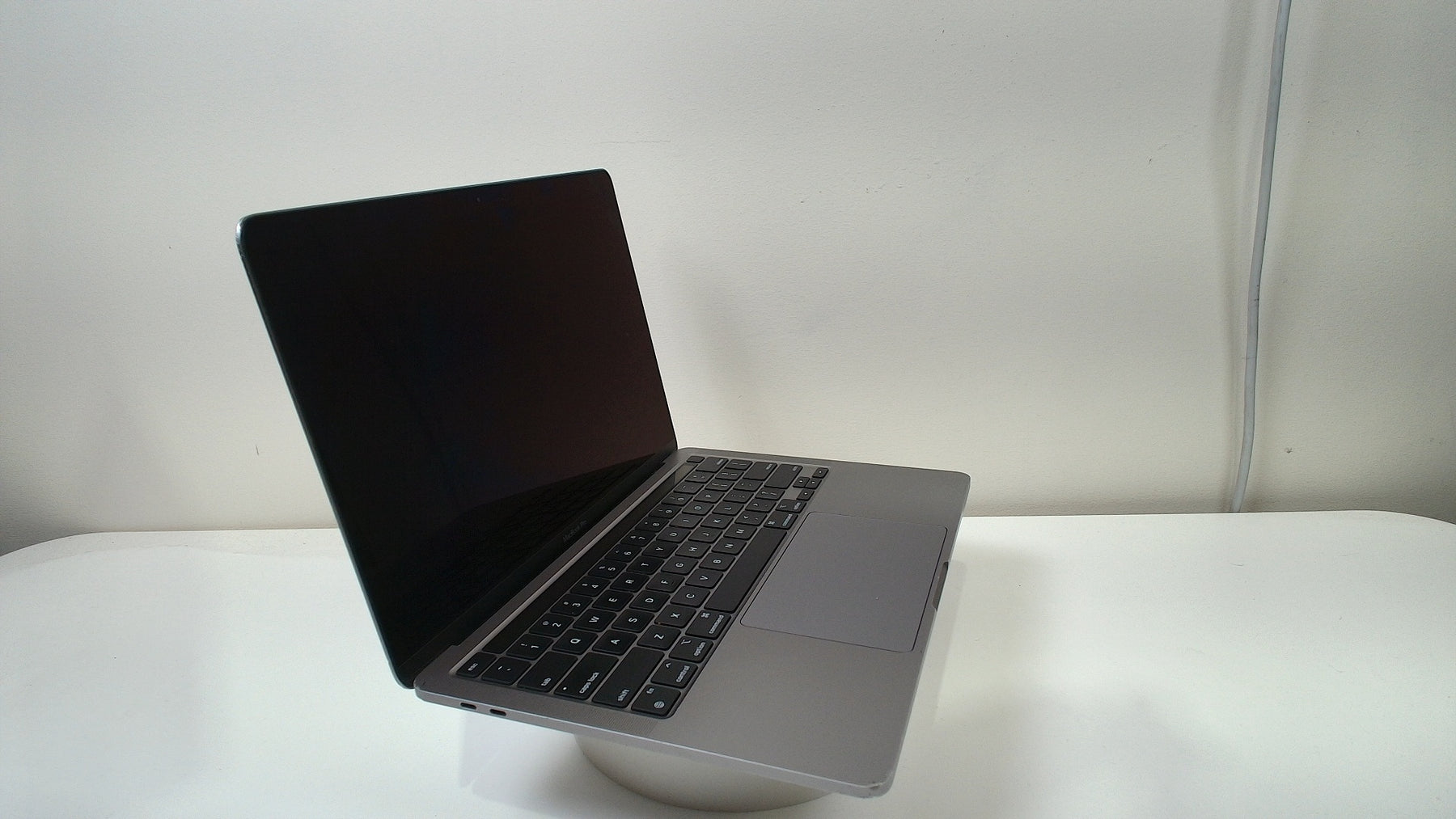 MacBook Pro 13 inch Touchbar 2020 / 2021 (M1) Space gray (Read Description)